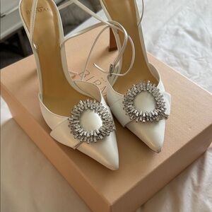 Alexandre Birman Madeline Bridal White Heels